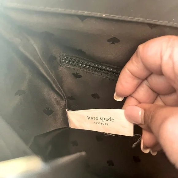 Kate Spade Black Tote (EUC) w/Matching New Travel Cosmetic Case & Foldable Tote - Picture 14 of 16